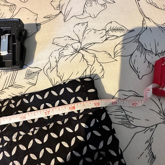 Addition Elle Shorts size 18 - Picture 6 of 8